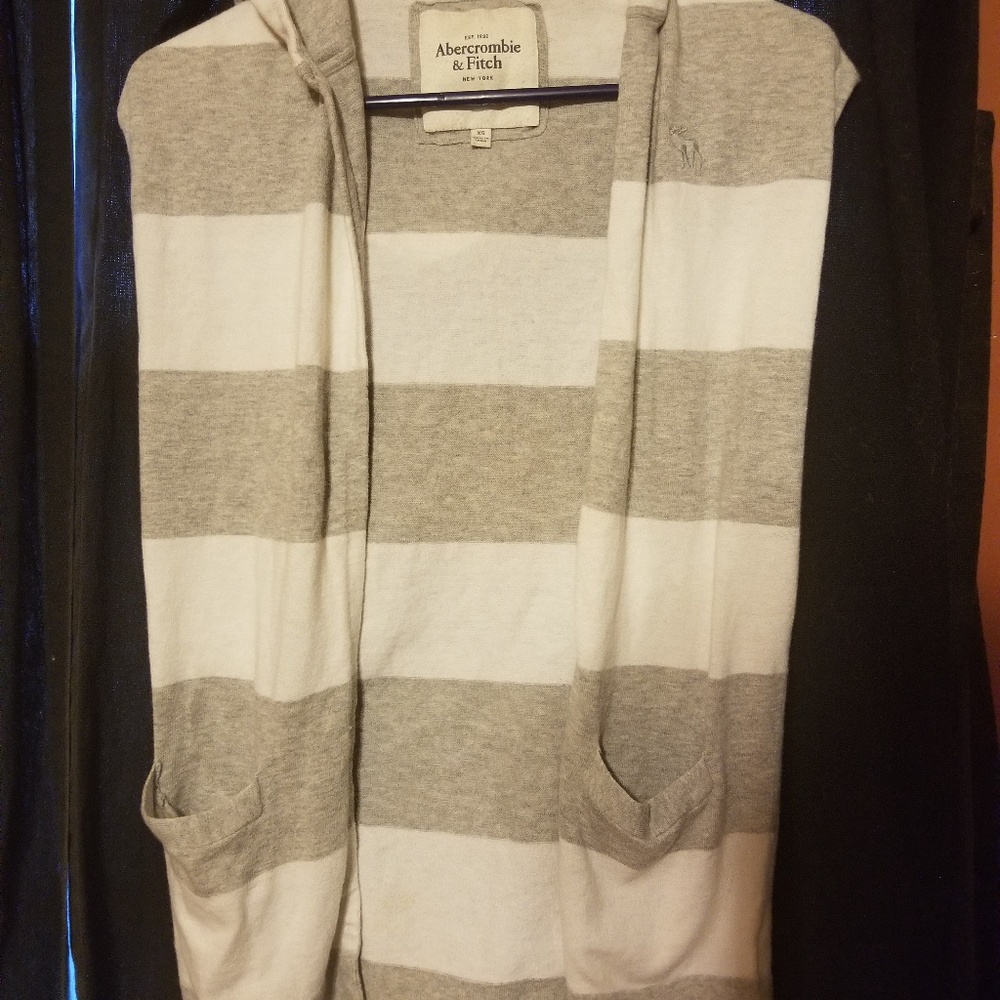XS Abercrombie & Fitch long sleeveless hoodie